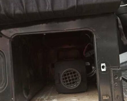 Белый Мерседес Вито, объемом двигателя 2.14 л и пробегом 213 тыс. км за 13500 $, фото 4 на Automoto.ua