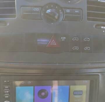 Белый Мерседес Вито, объемом двигателя 2.14 л и пробегом 313 тыс. км за 13850 $, фото 17 на Automoto.ua