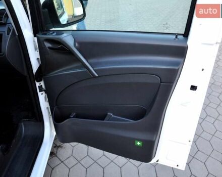 Белый Мерседес Вито, объемом двигателя 2.15 л и пробегом 357 тыс. км за 8999 $, фото 20 на Automoto.ua