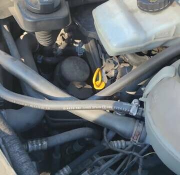 Белый Мерседес Вито, объемом двигателя 2.14 л и пробегом 313 тыс. км за 13850 $, фото 24 на Automoto.ua