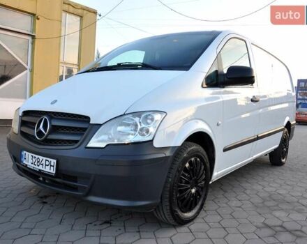 Белый Мерседес Вито, объемом двигателя 2.15 л и пробегом 357 тыс. км за 8999 $, фото 6 на Automoto.ua