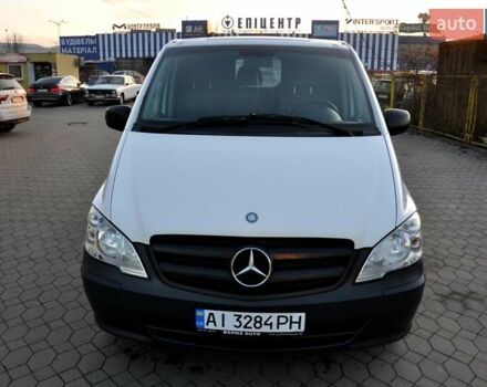 Белый Мерседес Вито, объемом двигателя 2.15 л и пробегом 357 тыс. км за 8999 $, фото 3 на Automoto.ua