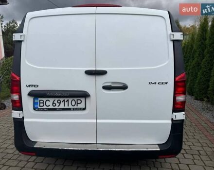 Белый Мерседес Вито, объемом двигателя 2.14 л и пробегом 270 тыс. км за 15900 $, фото 3 на Automoto.ua