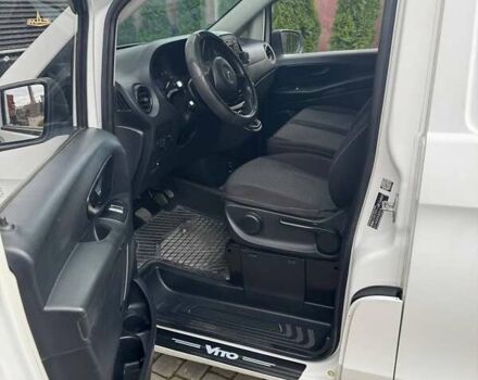 Белый Мерседес Вито, объемом двигателя 2.14 л и пробегом 270 тыс. км за 15900 $, фото 11 на Automoto.ua