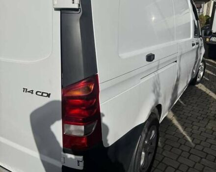 Белый Мерседес Вито, объемом двигателя 2.14 л и пробегом 270 тыс. км за 15900 $, фото 4 на Automoto.ua