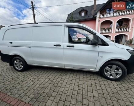 Белый Мерседес Вито, объемом двигателя 2.14 л и пробегом 270 тыс. км за 15900 $, фото 10 на Automoto.ua