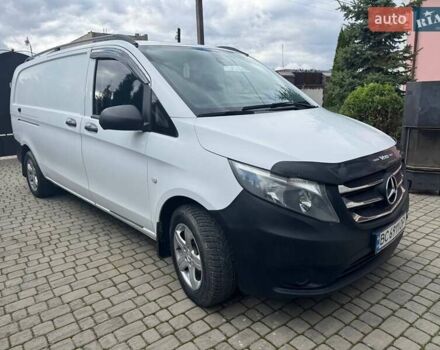 Белый Мерседес Вито, объемом двигателя 2.14 л и пробегом 270 тыс. км за 15900 $, фото 1 на Automoto.ua