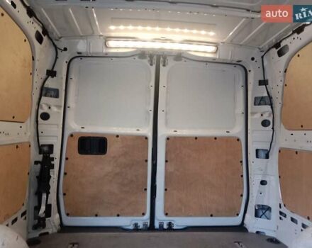 Белый Мерседес Вито, объемом двигателя 1.6 л и пробегом 137 тыс. км за 15100 $, фото 17 на Automoto.ua