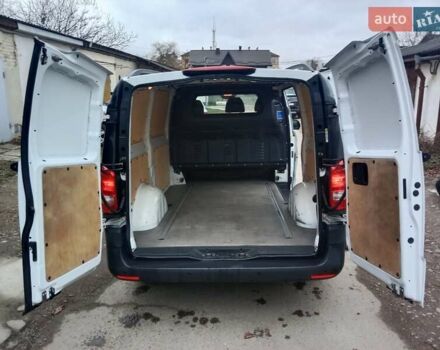 Белый Мерседес Вито, объемом двигателя 1.6 л и пробегом 137 тыс. км за 15100 $, фото 13 на Automoto.ua