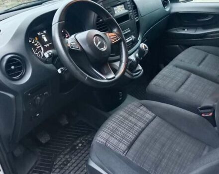 Белый Мерседес Вито, объемом двигателя 1.6 л и пробегом 137 тыс. км за 15100 $, фото 7 на Automoto.ua