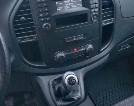 Белый Мерседес Вито, объемом двигателя 1.6 л и пробегом 137 тыс. км за 15100 $, фото 12 на Automoto.ua