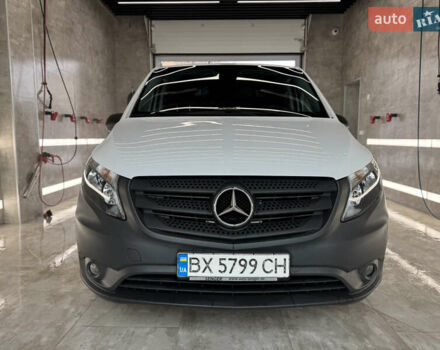 Белый Мерседес Вито, объемом двигателя 2.14 л и пробегом 143 тыс. км за 15999 $, фото 8 на Automoto.ua