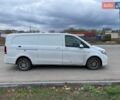 Белый Мерседес Вито, объемом двигателя 1.6 л и пробегом 250 тыс. км за 18000 $, фото 2 на Automoto.ua