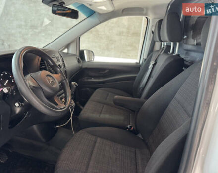 Белый Мерседес Вито, объемом двигателя 2.14 л и пробегом 143 тыс. км за 15999 $, фото 14 на Automoto.ua