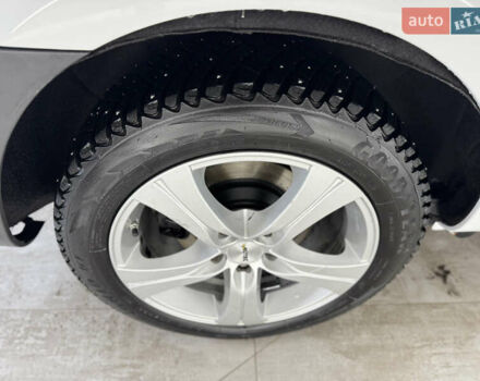 Белый Мерседес Вито, объемом двигателя 2.14 л и пробегом 143 тыс. км за 15999 $, фото 6 на Automoto.ua