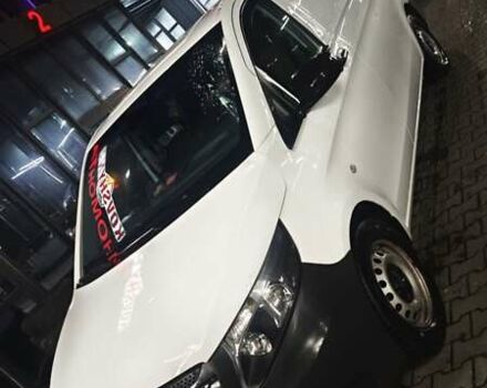 Белый Мерседес Вито, объемом двигателя 2.14 л и пробегом 440 тыс. км за 21500 $, фото 5 на Automoto.ua