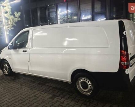 Белый Мерседес Вито, объемом двигателя 2.14 л и пробегом 440 тыс. км за 21500 $, фото 3 на Automoto.ua