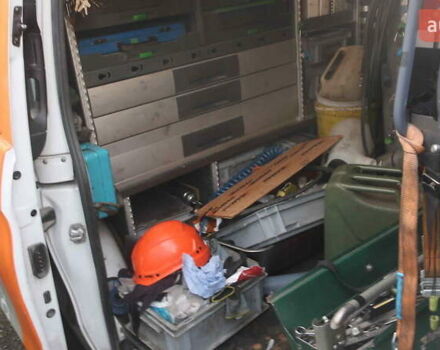 Белый Мерседес Вито, объемом двигателя 2.2 л и пробегом 187 тыс. км за 13500 $, фото 6 на Automoto.ua