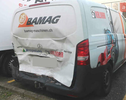 Белый Мерседес Вито, объемом двигателя 2.2 л и пробегом 187 тыс. км за 13500 $, фото 10 на Automoto.ua