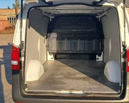 Білий Мерседес Віто, об'ємом двигуна 2.15 л та пробігом 319 тис. км за 18900 $, фото 43 на Automoto.ua