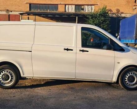 Білий Мерседес Віто, об'ємом двигуна 2.15 л та пробігом 319 тис. км за 18900 $, фото 17 на Automoto.ua