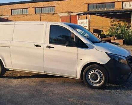 Білий Мерседес Віто, об'ємом двигуна 2.15 л та пробігом 319 тис. км за 18900 $, фото 14 на Automoto.ua