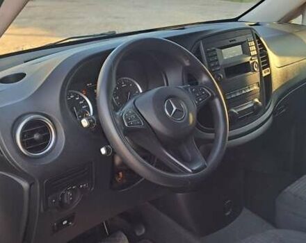 Білий Мерседес Віто, об'ємом двигуна 2.15 л та пробігом 319 тис. км за 18900 $, фото 19 на Automoto.ua