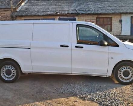 Білий Мерседес Віто, об'ємом двигуна 2.15 л та пробігом 319 тис. км за 18900 $, фото 8 на Automoto.ua