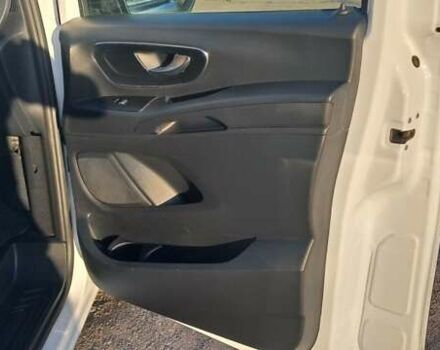 Білий Мерседес Віто, об'ємом двигуна 2.15 л та пробігом 319 тис. км за 18900 $, фото 37 на Automoto.ua