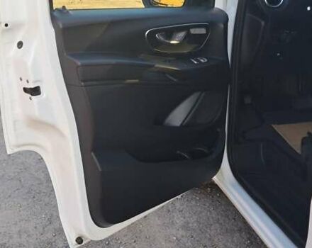 Білий Мерседес Віто, об'ємом двигуна 2.15 л та пробігом 319 тис. км за 18900 $, фото 33 на Automoto.ua