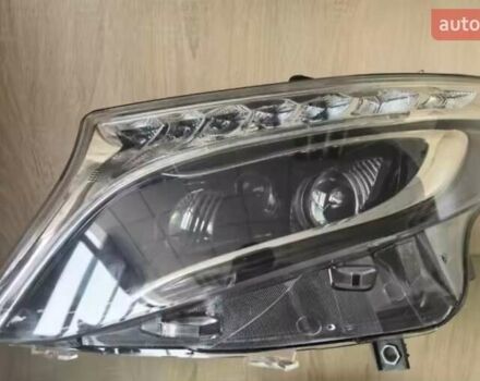 Белый Мерседес Вито, объемом двигателя 1.95 л и пробегом 144 тыс. км за 28000 $, фото 5 на Automoto.ua