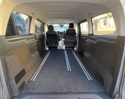 Белый Мерседес Вито, объемом двигателя 1.95 л и пробегом 144 тыс. км за 28000 $, фото 3 на Automoto.ua