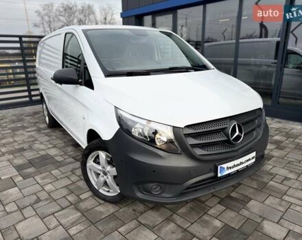 Белый Мерседес Вито, объемом двигателя 2 л и пробегом 186 тыс. км за 25500 $, фото 6 на Automoto.ua