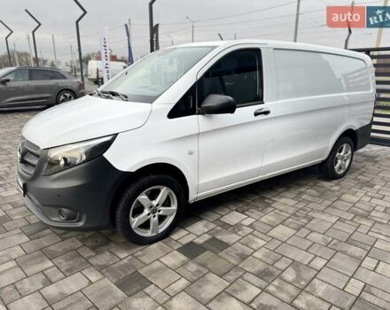 Белый Мерседес Вито, объемом двигателя 2 л и пробегом 186 тыс. км за 25500 $, фото 7 на Automoto.ua