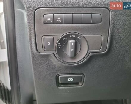 Белый Мерседес Вито, объемом двигателя 2 л и пробегом 210 тыс. км за 22900 $, фото 38 на Automoto.ua