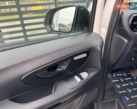 Белый Мерседес Вито, объемом двигателя 2 л и пробегом 186 тыс. км за 25500 $, фото 14 на Automoto.ua