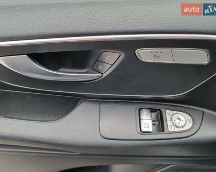 Белый Мерседес Вито, объемом двигателя 2 л и пробегом 210 тыс. км за 22900 $, фото 17 на Automoto.ua