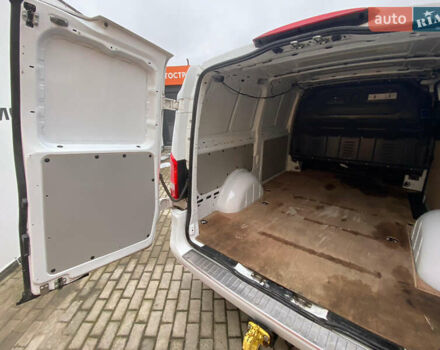 Белый Мерседес Вито, объемом двигателя 2.15 л и пробегом 195 тыс. км за 20700 $, фото 23 на Automoto.ua