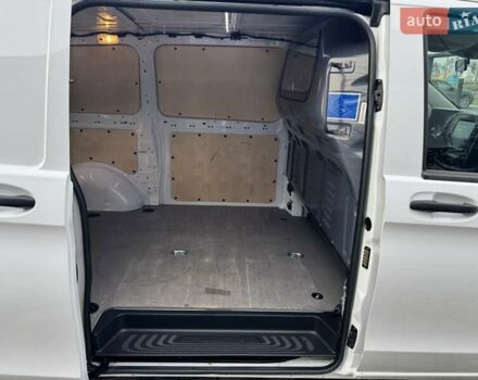 Белый Мерседес Вито, объемом двигателя 2 л и пробегом 186 тыс. км за 25500 $, фото 27 на Automoto.ua