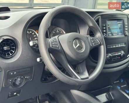 Белый Мерседес Вито, объемом двигателя 2 л и пробегом 186 тыс. км за 25500 $, фото 16 на Automoto.ua