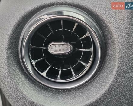 Белый Мерседес Вито, объемом двигателя 2 л и пробегом 210 тыс. км за 22900 $, фото 40 на Automoto.ua