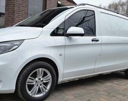 Белый Мерседес Вито, объемом двигателя 2 л и пробегом 209 тыс. км за 24399 $, фото 8 на Automoto.ua