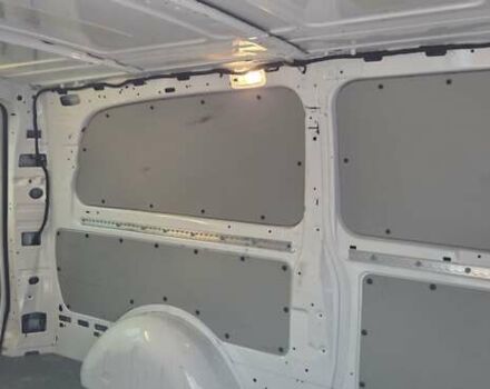 Белый Мерседес Вито, объемом двигателя 2 л и пробегом 209 тыс. км за 24399 $, фото 19 на Automoto.ua