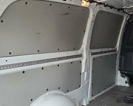 Белый Мерседес Вито, объемом двигателя 2 л и пробегом 209 тыс. км за 24399 $, фото 18 на Automoto.ua