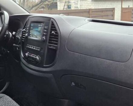 Белый Мерседес Вито, объемом двигателя 2 л и пробегом 209 тыс. км за 24399 $, фото 22 на Automoto.ua