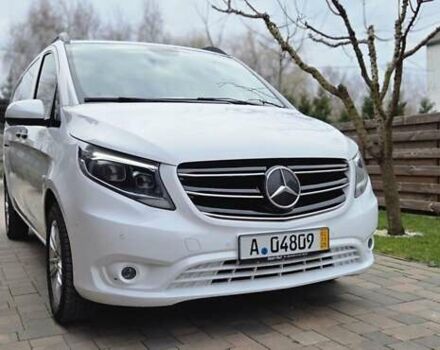 Белый Мерседес Вито, объемом двигателя 2 л и пробегом 209 тыс. км за 24399 $, фото 16 на Automoto.ua