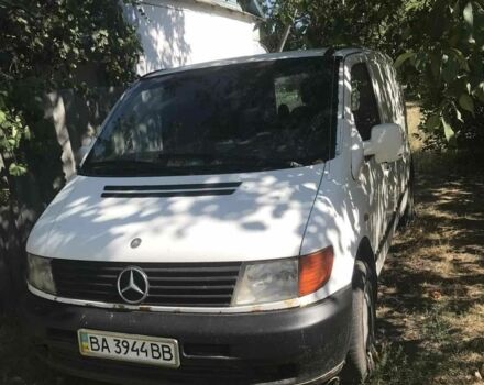 Белый Мерседес Вито, объемом двигателя 0 л и пробегом 33 тыс. км за 2500 $, фото 1 на Automoto.ua