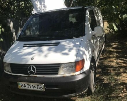 Белый Мерседес Вито, объемом двигателя 0 л и пробегом 33 тыс. км за 2500 $, фото 4 на Automoto.ua