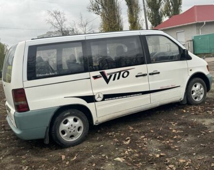 Белый Мерседес Вито, объемом двигателя 2.3 л и пробегом 415 тыс. км за 2999 $, фото 2 на Automoto.ua
