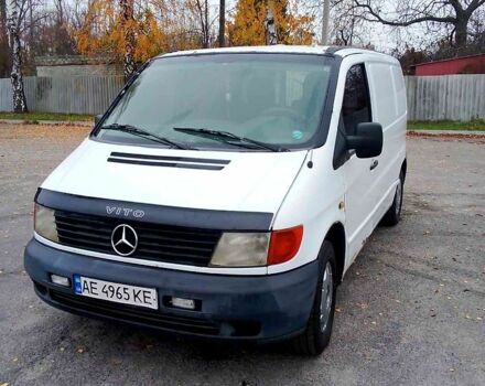 Белый Мерседес Вито, объемом двигателя 2.3 л и пробегом 356 тыс. км за 2500 $, фото 1 на Automoto.ua